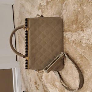 Stone/Beige Purse Color